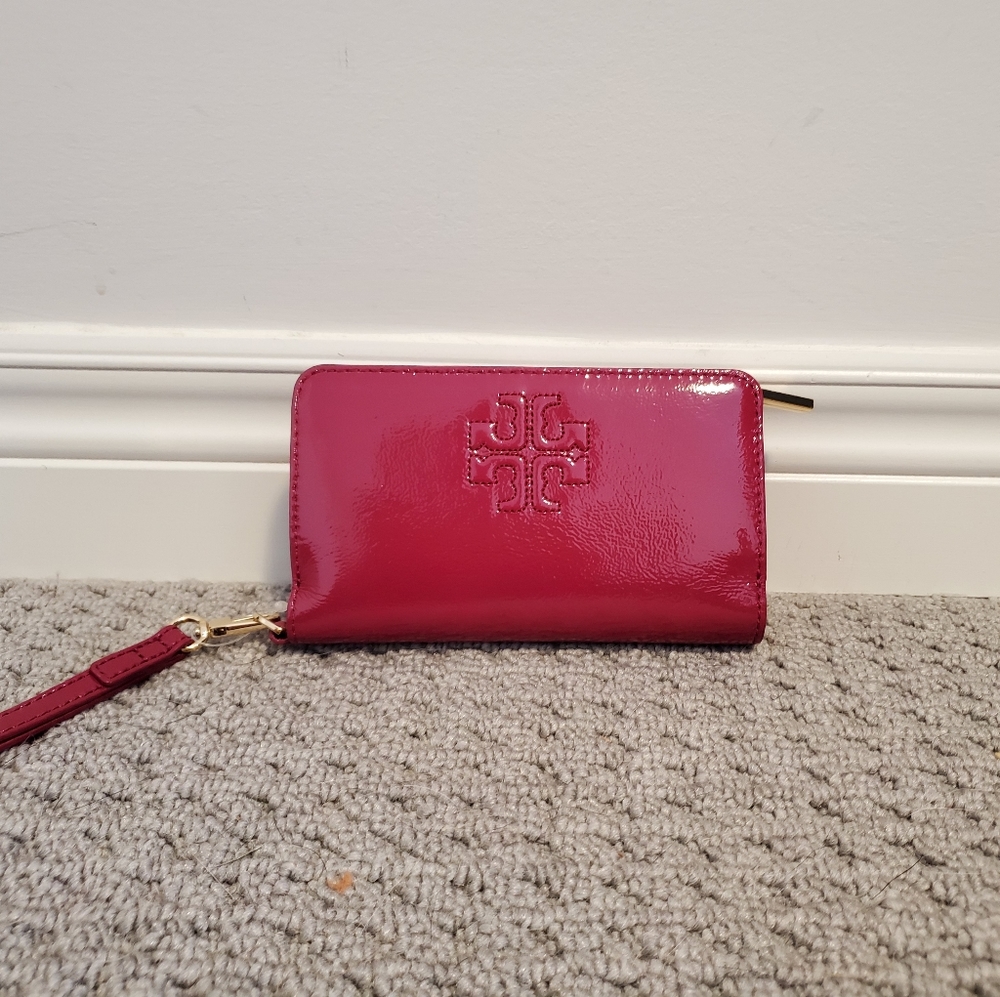NEVER USED Tory Burch clutch
